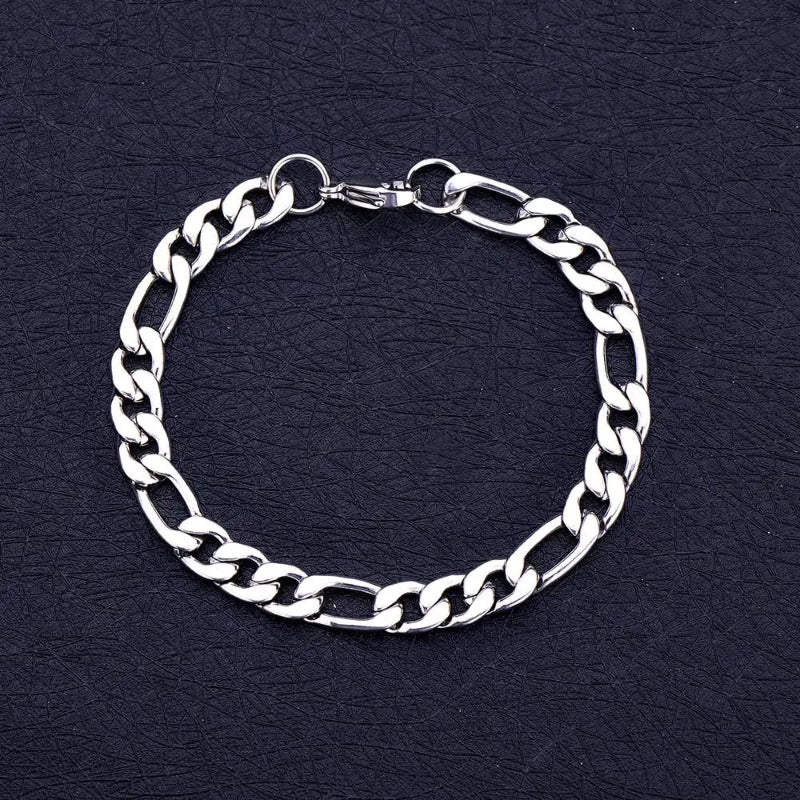 🔗 Durable & Glossy Men’s Figaro Chain Bracelet 💎