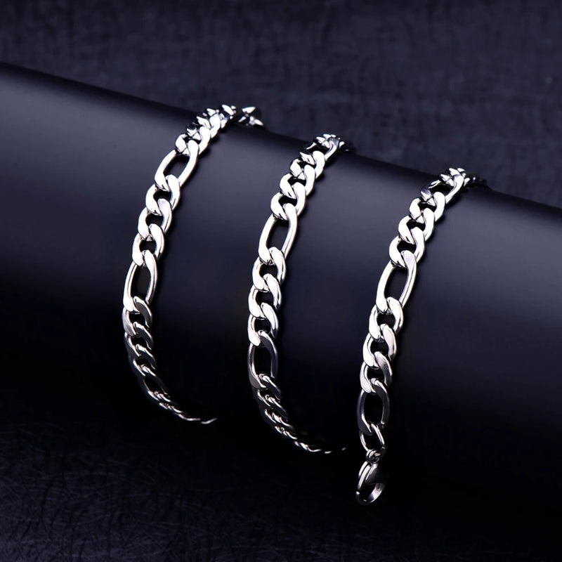 🔗 Durable & Glossy Men’s Figaro Chain Bracelet 💎